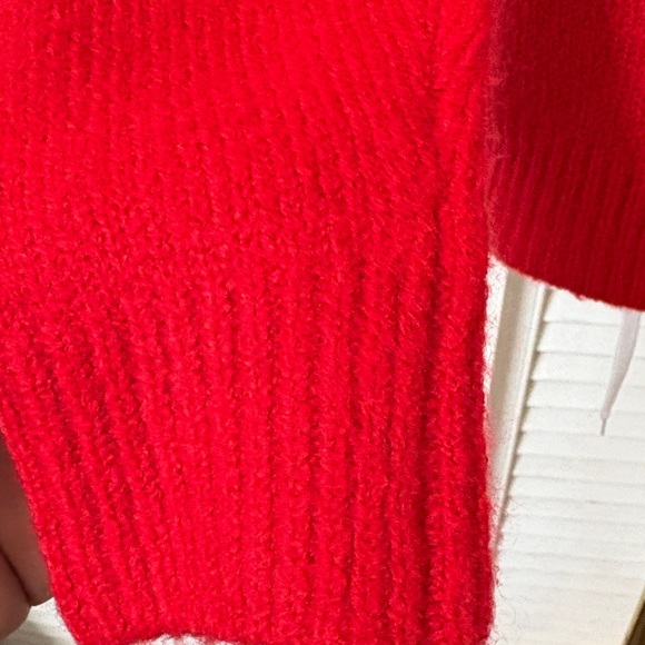 Cupcakes & Cashmere Vibrant Red Garment - Picture 5 of 6